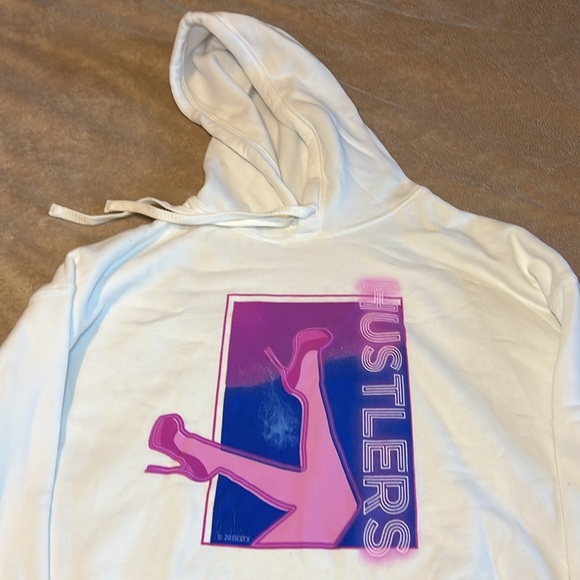NWOT “Hustlers” Crop Hoodie, Size XL - Picture 2 of 6